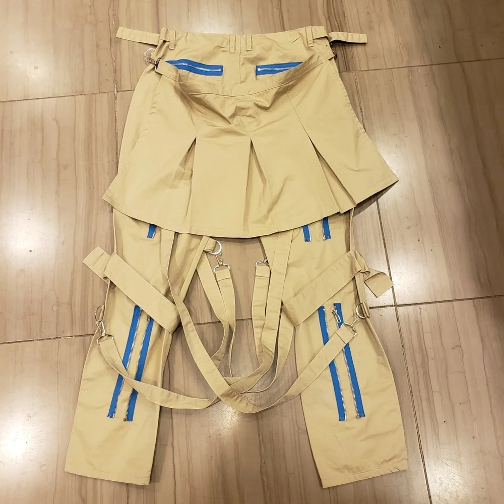 Tan bondage pants - Picture 2 of 2